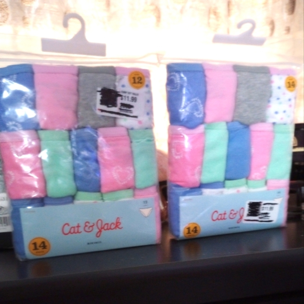 Girls underwear Only one for this price. Not 2
